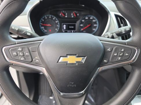 Used 2021 Chevrolet Equinox LS w/ LS Convenience Package FWD image 29