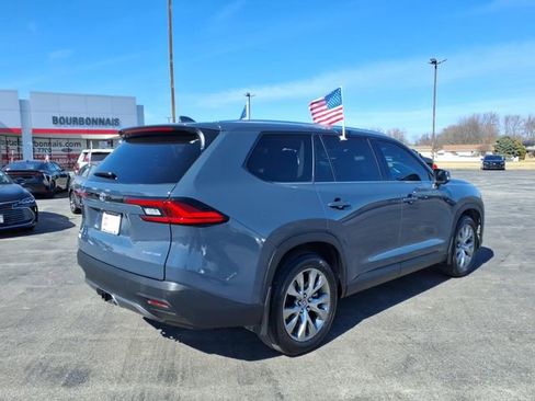 Certified 2024 Toyota Grand Highlander Limited image 3