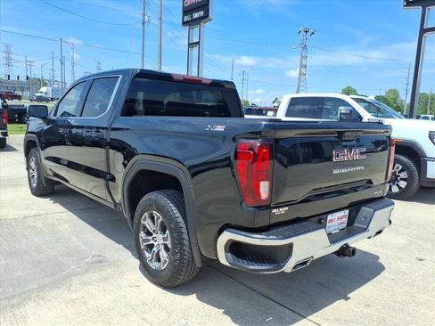 Used 2024 GMC Sierra 1500 SLE w/ X31 Off-Road Package AWD/4WD image 5