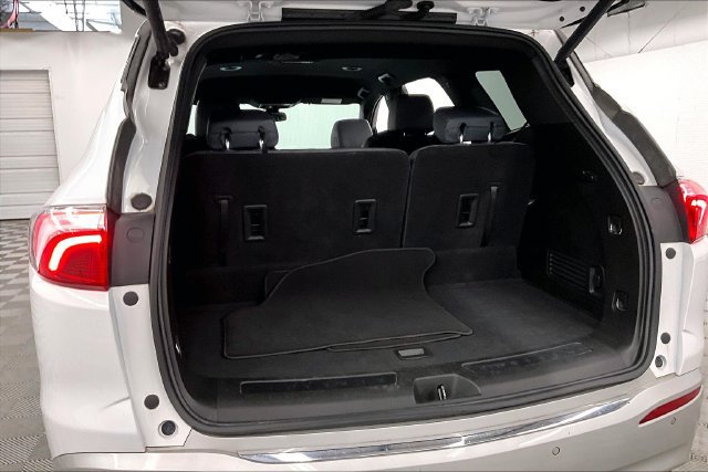 Used 2023 Buick Enclave Essence FWD image 40