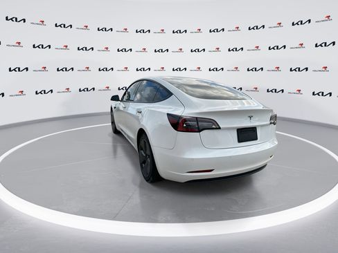 Used 2022 Tesla Model 3 image 6