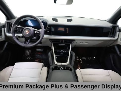Used 2026 Porsche Cayenne AWD/4WD image 10