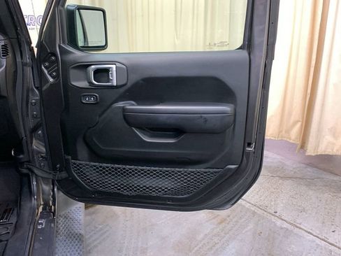 Used 2020 Jeep Wrangler Unlimited Sport S image 11