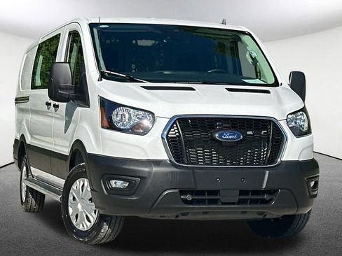 Used 2025 Ford Transit 250 Low Roof w/ Exterior Upgrade Package RWD image 2