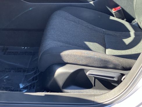 Used 2025 Honda Accord LX image 17