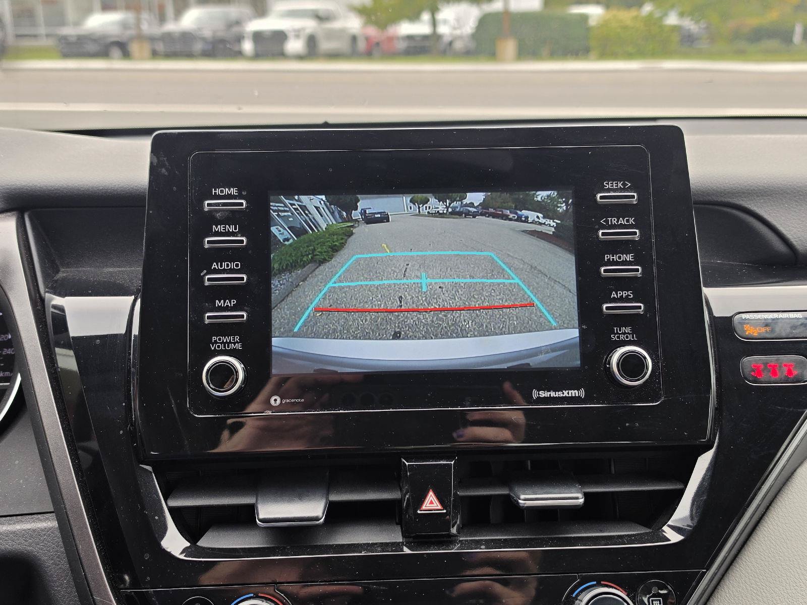 Used 2022 Toyota Camry LE AWD/4WD image 24