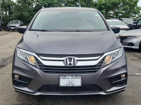 Used 2018 Honda Odyssey LX image 2