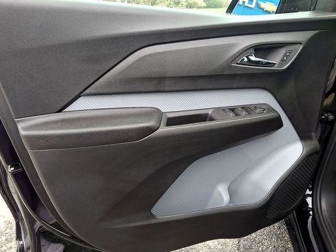 New 2027 Chevrolet Bolt LT w/ Comfort Package FWD image 8