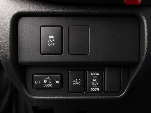 Used 2020 Toyota Tacoma TRD Off-Road AWD/4WD image 16