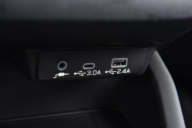 Used 2025 Subaru Forester Limited AWD/4WD image 15