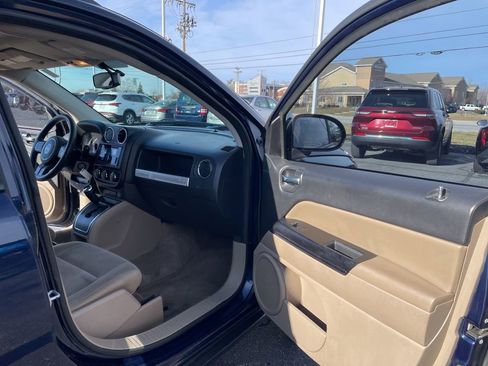 Used 2016 Jeep Compass Sport w/ Power Value Group image 27