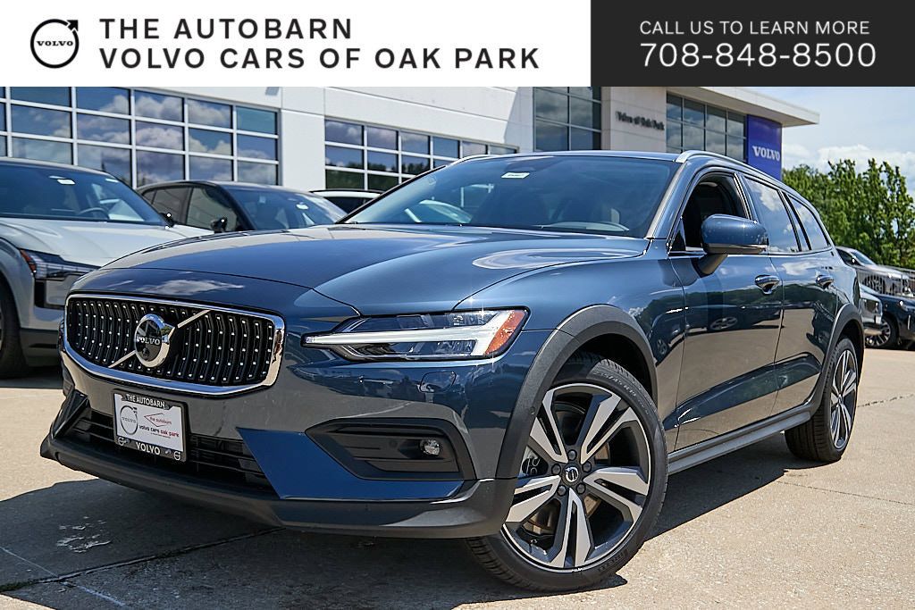 New 2026 Volvo V60 B5 Cross Country Plus w/ Climate Package AWD/4WD image 1