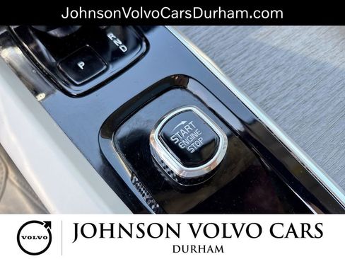 Used 2023 Volvo XC60 B5 Plus w/ Climate Package AWD/4WD image 21
