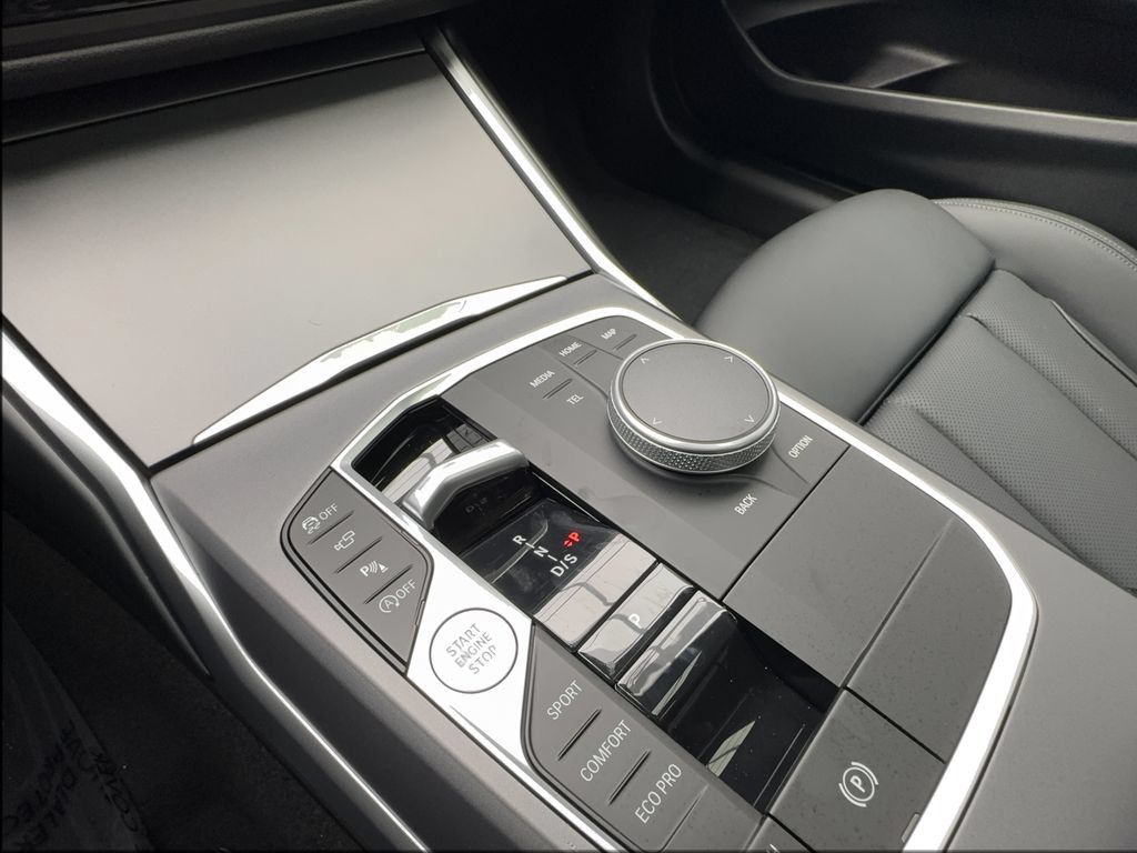 Used 2025 BMW 230i Coupe RWD image 43