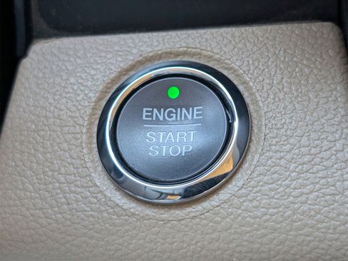 Used 2018 Ford F150 Lariat image 26