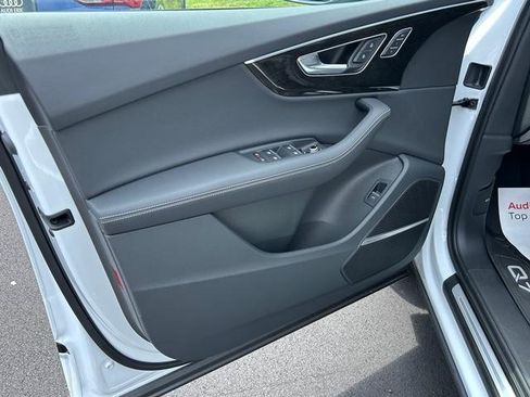 New 2025 Audi Q7 3.0T Premium Plus image 9