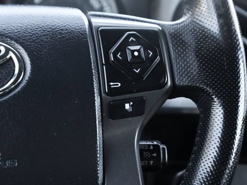 Used 2016 Toyota Tacoma TRD Off-Road w/ Towing Package RWD image 23