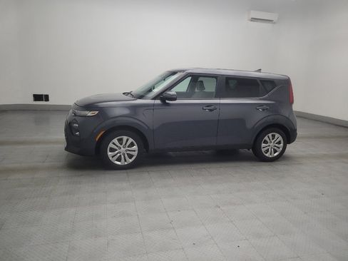 Used 2021 Kia Soul LX FWD image 2