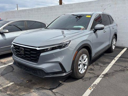 Used 2025 Honda CR-V LX image 5