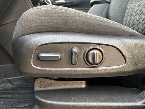 Used 2024 Chevrolet Equinox LT w/ LPO, Floor Liner Package AWD/4WD image 13
