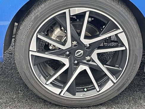 Used 2025 Nissan Sentra SR image 13