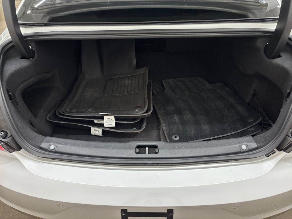 Certified 2025 Volvo S90 B6 Ultra AWD/4WD image 16