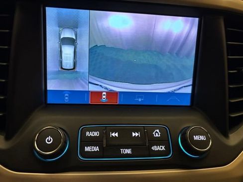 Used 2019 GMC Acadia Denali w/ Technology Package AWD/4WD image 19