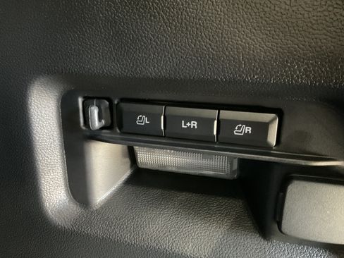Used 2026 Ford Explorer ST AWD/4WD image 53
