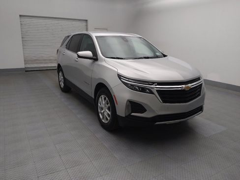 Used 2022 Chevrolet Equinox LT image 13