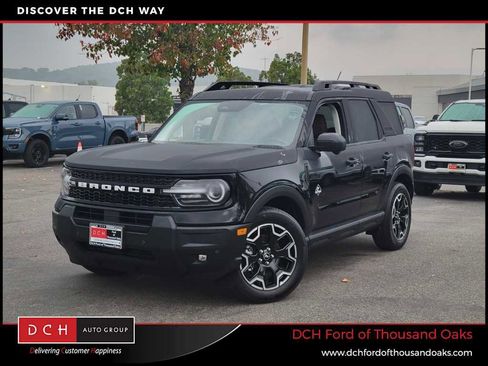 Used 2025 Ford Bronco Sport Outer Banks w/ Outer Banks Tech Package+ image 1