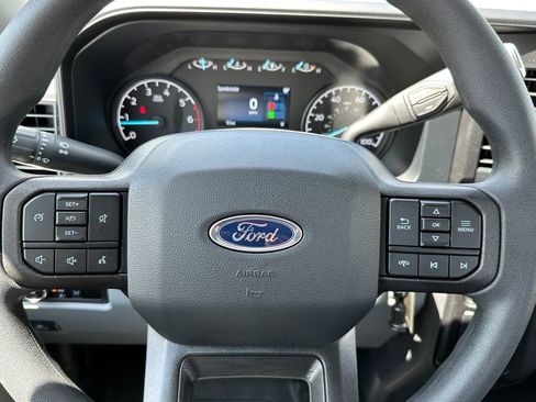 New 2026 Ford F250 XL w/ XL Chrome Package RWD image 23