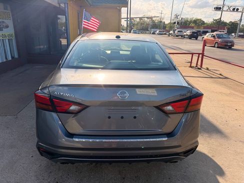 Used 2020 Nissan Altima 2.5 SR image 4
