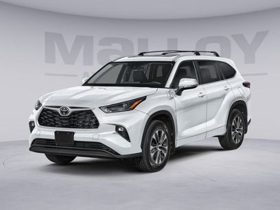 New 2026 Toyota Highlander Platinum