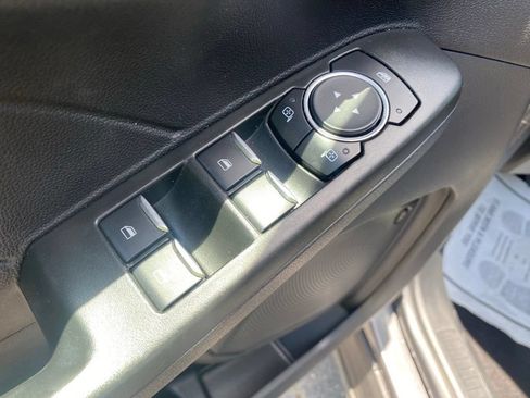 Used 2021 Ford Escape Titanium FWD image 13
