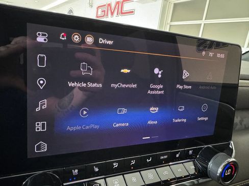 Certified 2025 Chevrolet Colorado ZR2 w/ Midnight Edition AWD/4WD image 19