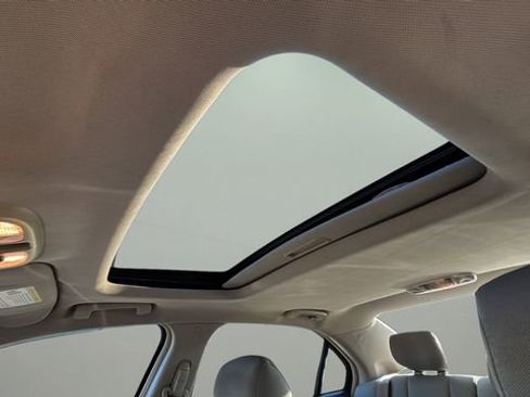 Used 2011 Ford Fusion SE w/ 202A Rapid Spec Order Code image 19