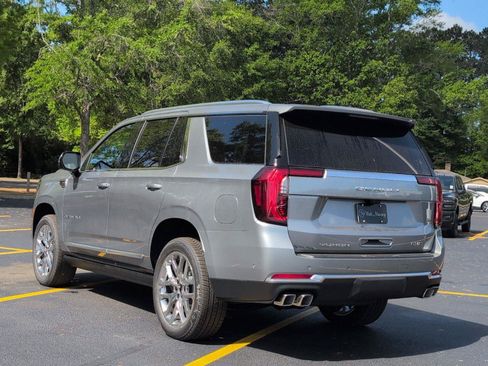 New 2026 GMC Yukon Denali w/ Denali Reserve Package AWD/4WD image 3