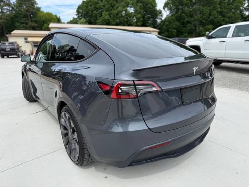 Used 2021 Tesla Model Y Performance AWD/4WD image 7