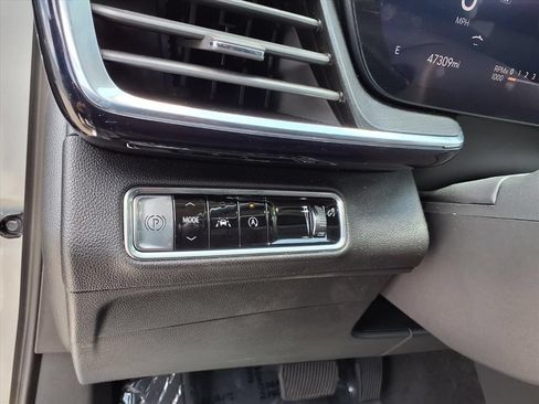 Used 2024 Buick Envision Preferred AWD/4WD image 21