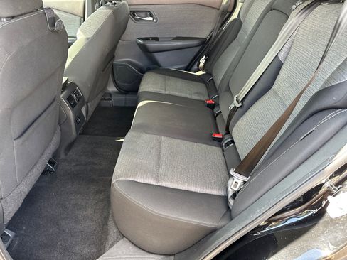 Used 2022 Nissan Rogue SV image 20