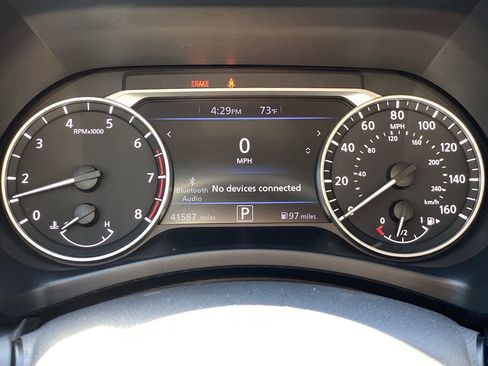 Certified 2023 Nissan Sentra SR w/ SR Premium Package FWD image 10