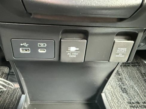 Used 2026 Honda Odyssey Elite image 52