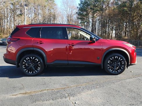 New 2026 Nissan Rogue Dark Armor image 2