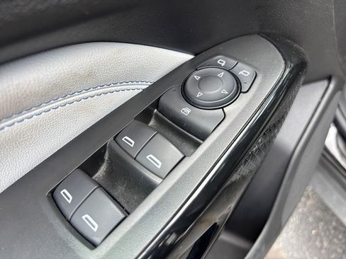 Used 2025 Chevrolet Trax LT w/ LT Convenience Package FWD image 13