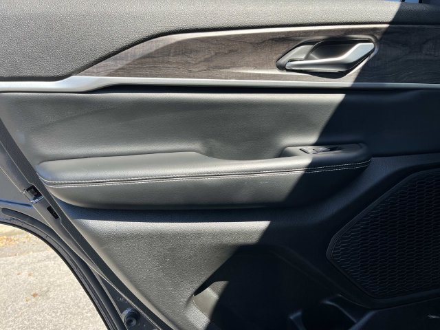 Used 2023 Jeep Grand Cherokee Limited RWD image 19