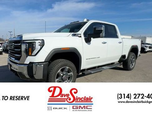 New 2026 GMC Sierra 3500 SLT w/ SLT Premium Package AWD/4WD image 4