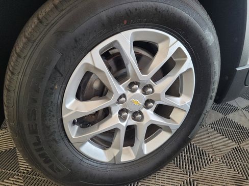 Used 2019 Chevrolet Traverse LT FWD image 31