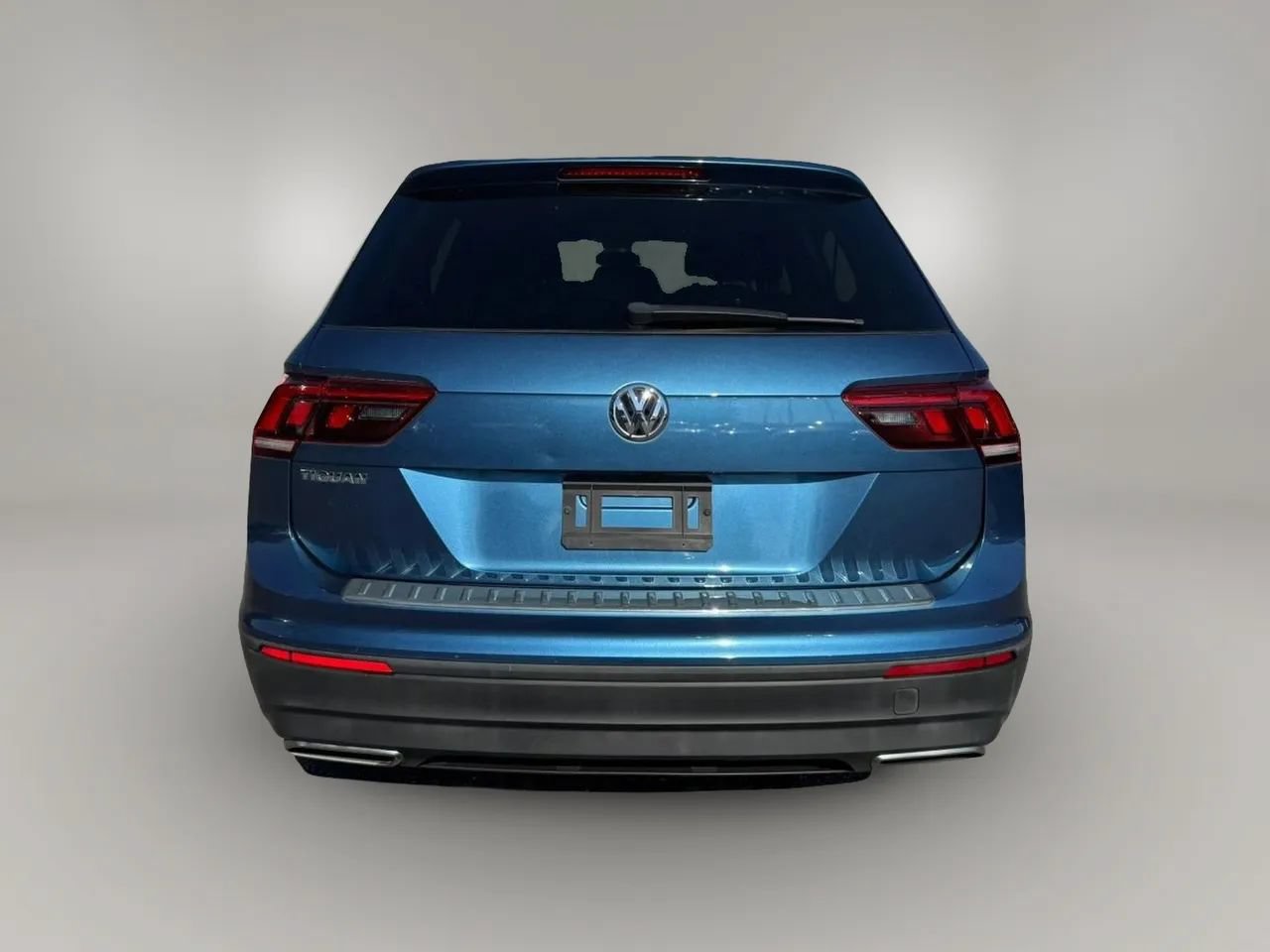 Used 2019 Volkswagen Tiguan S w/ Driver Assistance Package FWD image 10