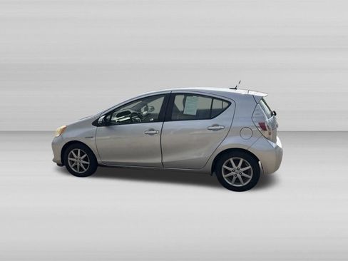 Used 2013 Toyota Prius C Three FWD image 6