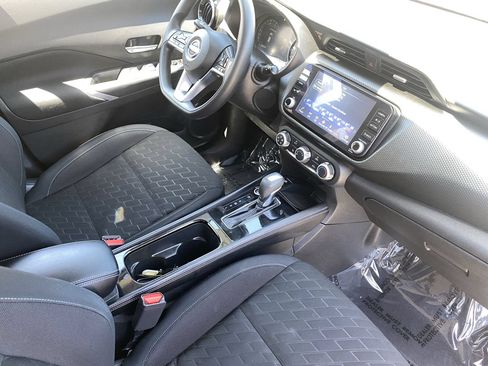 Certified 2023 Nissan Kicks SV FWD image 9
